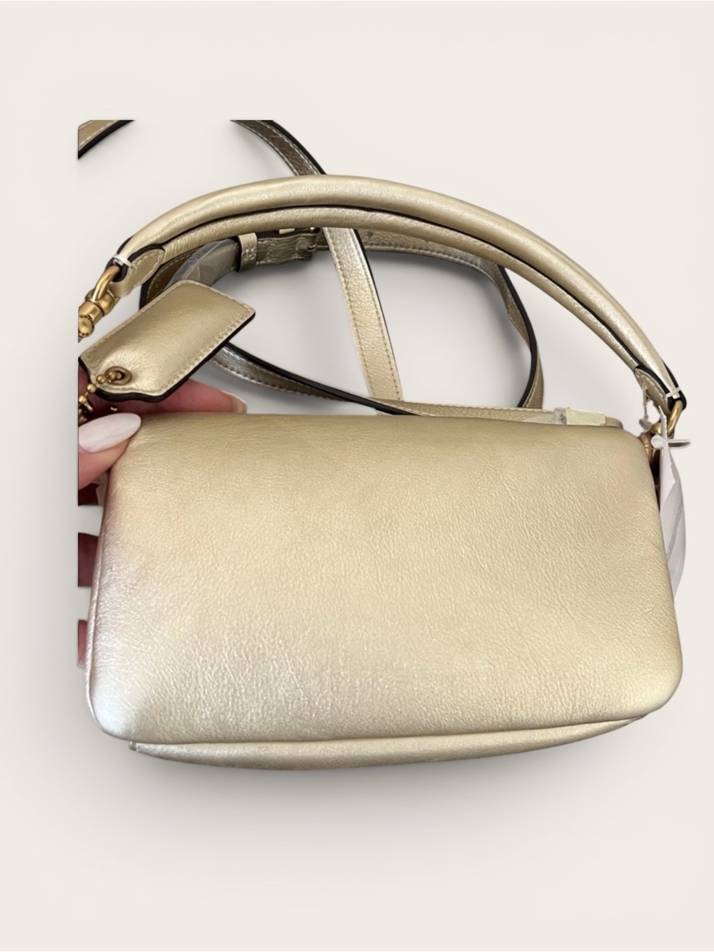New Coach Pillow Tabby 18 Metallic Gold Leather Shoulder Bag Crossbody - Picture 4 of 11